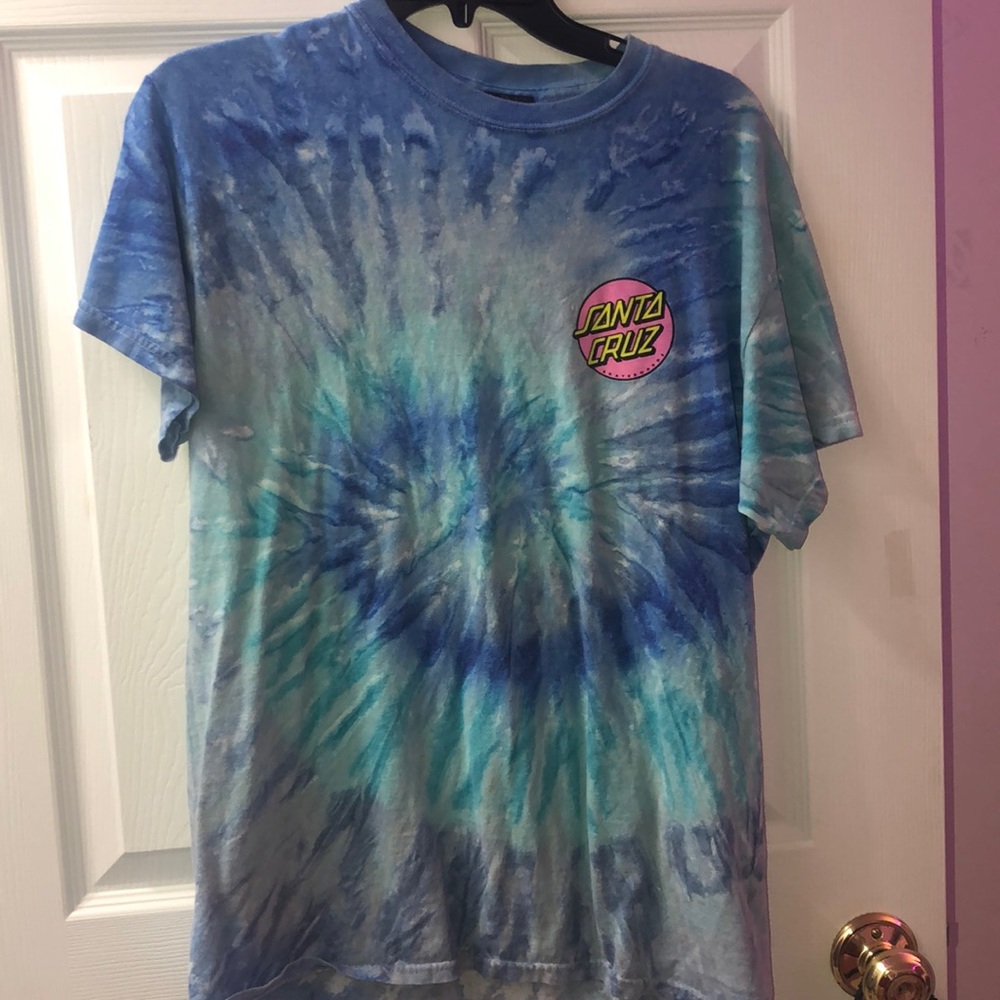 Santa Cruz Tee